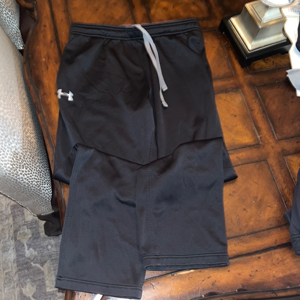Boy’s sweatpants